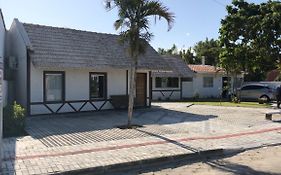 Baleia Branca Chalé
